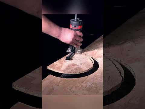 Compact discount trim router